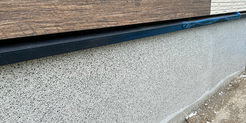 基礎巾木左官塗装工事