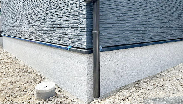 基礎巾木左官塗装工事